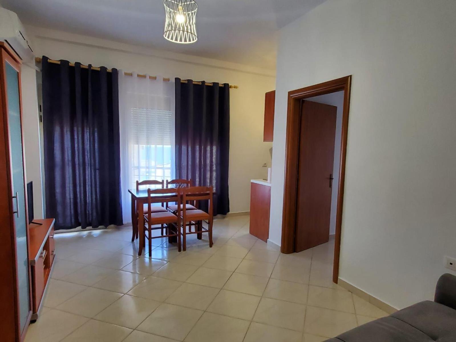 Summer Gate Apartment Sarandë Exterior foto